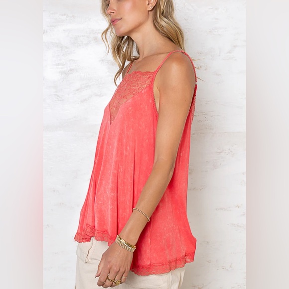 ☃️BOGO50%☃️🆕❤️POL: PEACH ECHO Lace Panel Cami Tank SMALL - Picture 3 of 14